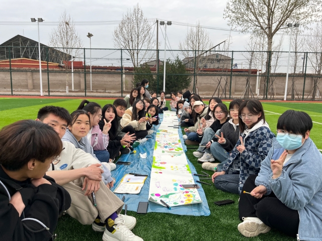 与春相约 花期不误——商务英语学院四月上旬完满团支部活动集锦
