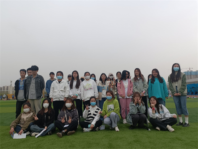 【完满团支部】你追我赶 趣味撕名牌——淬炼·国际商学院人资2101班完满团支部活动