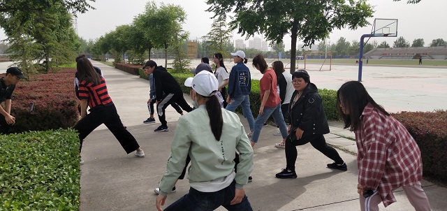 【完满班级】青春无悔 力争上游——食品与环境学院食安1802班完满班级活动