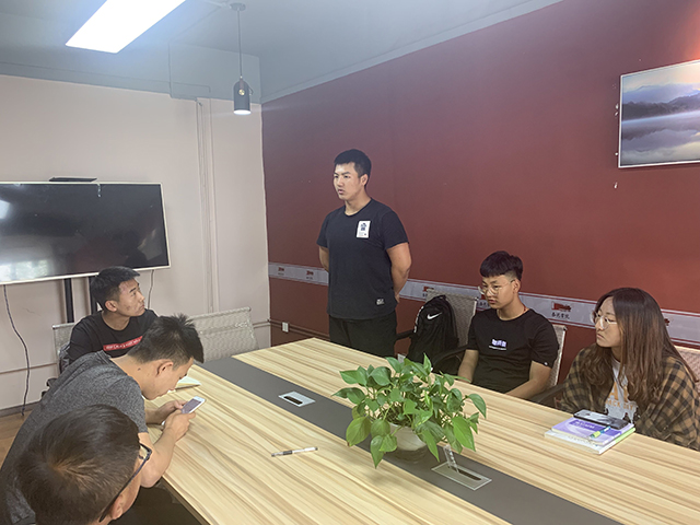 回顾总结 展望未来——智能工程学院第六期完满班级总结大会