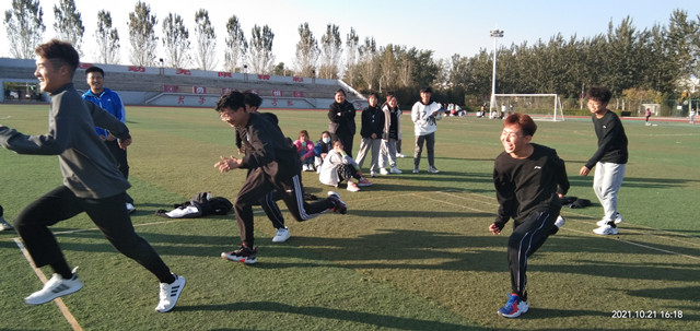 【完满班级】青春无畏 运动同行——智能工程学院电子2102班完满班级活动