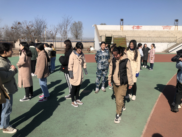 【完满班级】放飞梦想 激扬青春——外国语言文学系英语1801班、英语1802班3月完满班级活动