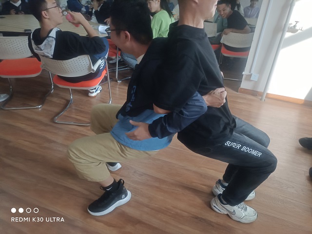 【完满班级】“趣味体育 健康成长”——数据2002班完满班级活动