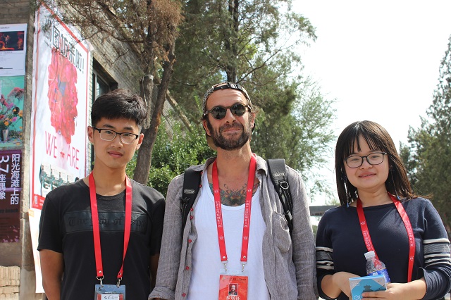 精英倍现势恢弘 人群熙熙慕古风——平遥国际摄影大展志愿服务工作（四）