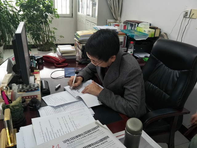 外语系组织“信院情·完满路”主题寄语活动