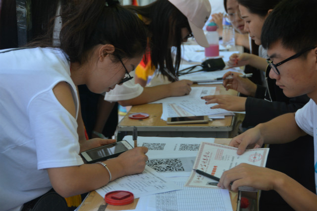 【迎新纪实】不一样的视角下 他们与信院相遇相知