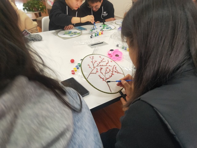 【完满班级】传承手工艺术 放飞指尖梦想——淬炼商学院行管1804班完满班级活动