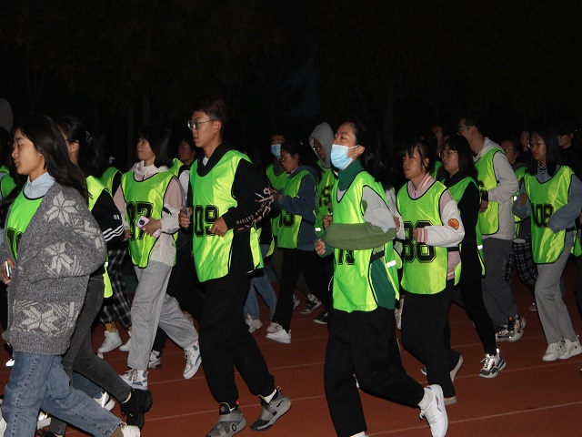 【前行】以青春活力点亮晨起之光