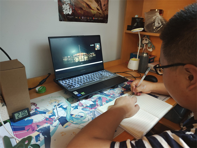 【完满班级】观看红色电影 赓续红色血脉——淬炼·国际商学院财务2101班完满班级活动