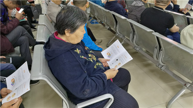 外语系“青鸟”志愿服务“世界哮喘日”大型义诊活动
