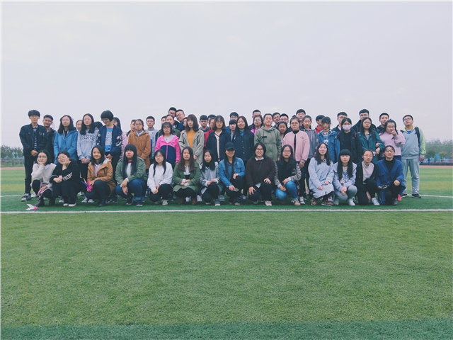 【完满班级】岁月带不走的是青春——淬炼商学院“体”味青春主题活动（二十二）