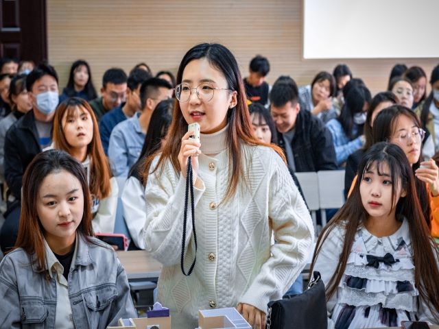 【1+1>2】青春思维创造新新空间——艺术传媒学院展示与陈设设计大赛
