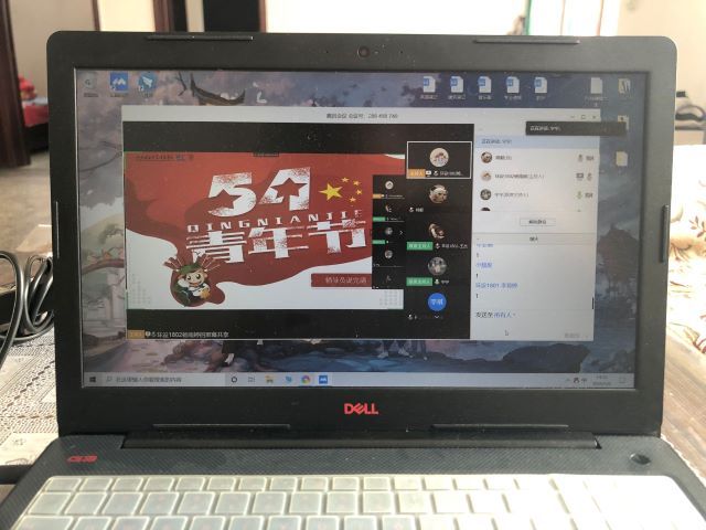 【辅导员说完满】凝聚青春力量 弘扬五四精神——艺术传媒学院环设18级举办学习五四精神教育主题年级会