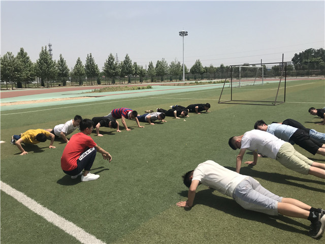 【完满班级】奏青春之歌 过无悔人生——大数据学院、信息工程学院网工1501班6月完满班级活动（一）