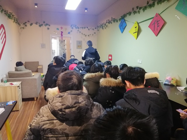 【完满班级】激情朗诵 分享我的最爱——计科1802班“中华传统节 你我共亲近”活动