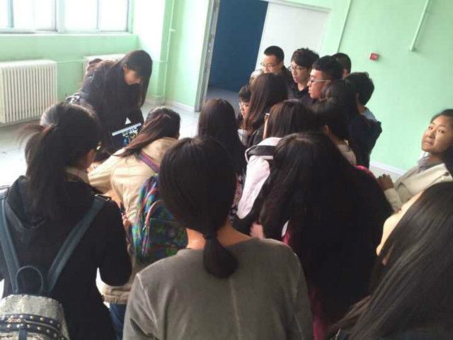 【完满班级】影名千千结 情谊绕指柔——经管1502班“经典猜影名”完满班级活动