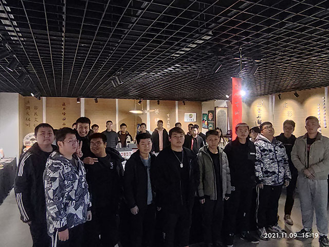 【完满班级】挥动激情 汗洒青春——大数据学院、信息工程学院软件2110班举办完满班级活动