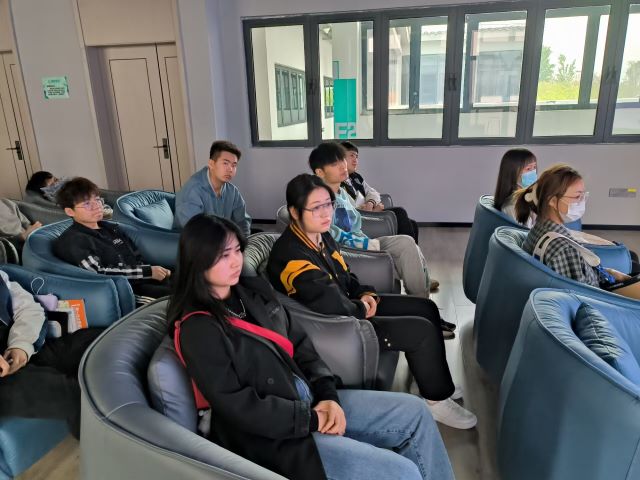 学长计划第1074期:追逐光 成为光——大数据学院、信息工程学院学长计划第152期