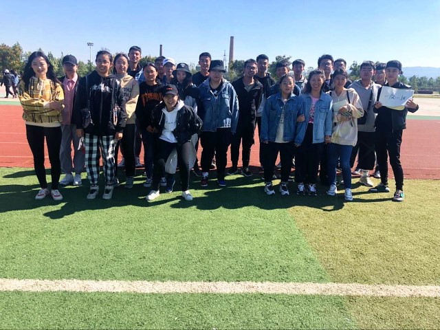 【完满班级】大家一起来 我要我精彩——艺术传媒学院环境设计1703班举办完满班级活动