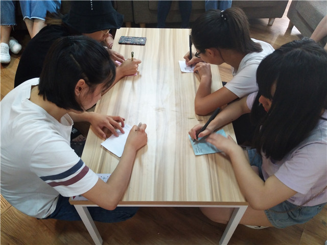 【完满班级】完满之路  风雨同舟——外国语言文学系举办6月完满班级活动