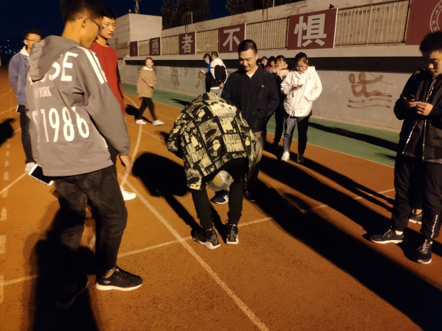 【完满班级】青春无极限 我们不一Young——大数据学院软件1901班主题完满班级活动