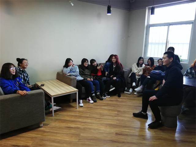 【完满班级】慧心妙舌 真情流露——数字1802班完满班级