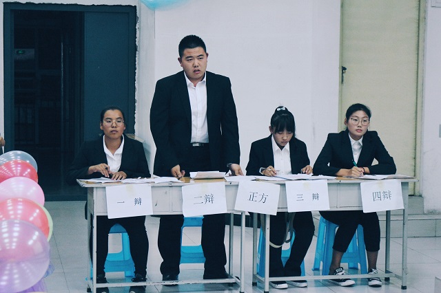 唇齿间的“战役” 舌尖上的“争锋”——环科系举办第五届“英才之辩,非马之意”辩论赛决赛