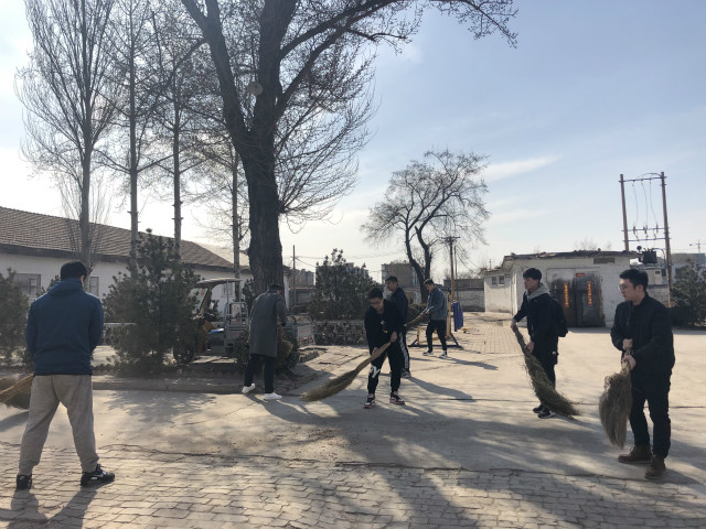 【完满班级】“爱满三月 情系夕阳”——艺术传媒学院环设1602班举办关爱老人暖心完满班级活动