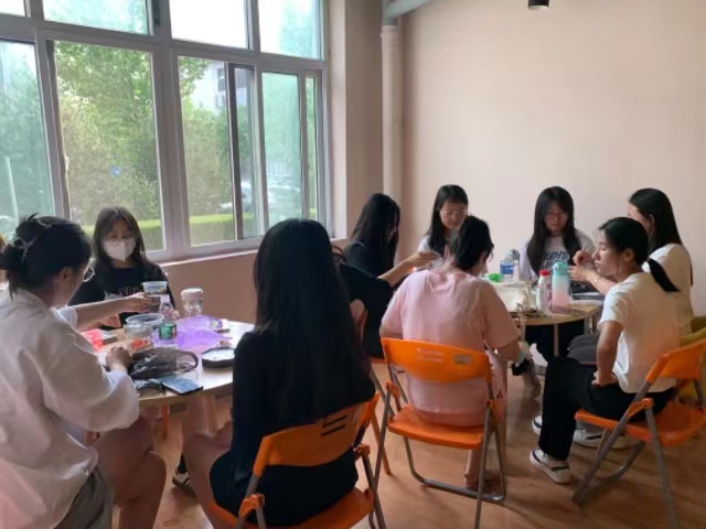 踔厉奋发新征程 劳动铸就中国梦——商务英语学院五月下旬完满团支部活动集锦
