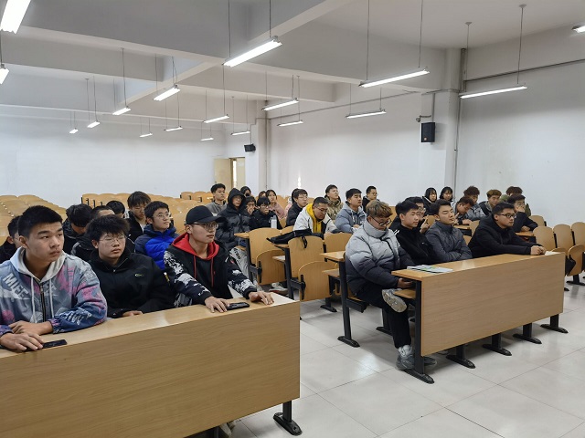 【完满班级】王者风采 荣耀青春——大数据、信息工程学院软件工程2103班完满班级活动