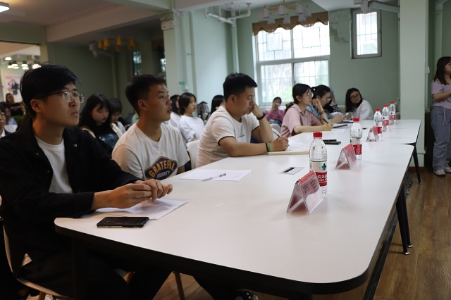 创意集智才华 艺术极致绽放——经济与管理学院第三届“创想杯”招生广告创意大赛初赛