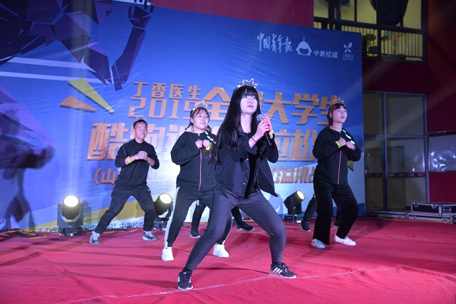 酷跑迷马炫彩落幕 让奔跑成为一种习惯