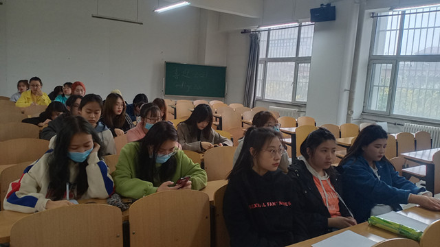 【完满班级】爱暖心间 公益与你我同行——商务英语学院英语1901班、经贸1901班完满班级活动