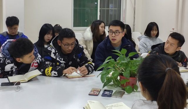 奋斗青春·毕业说(第1期)全面参与 引领坚持 责任担当