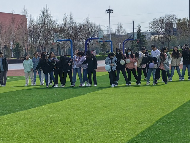四月 让心灵和身体在路上——经济与管理学院四月完满团支部纪实(二)