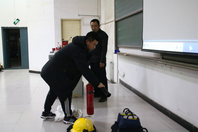 日常防火 安全你我——智能工程学院大学生消防安全教育知识讲座