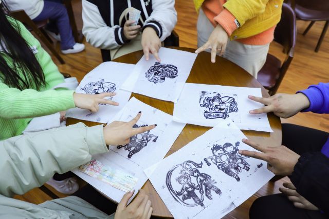 异科导师在行 走进非遗现场 感受文化魅力