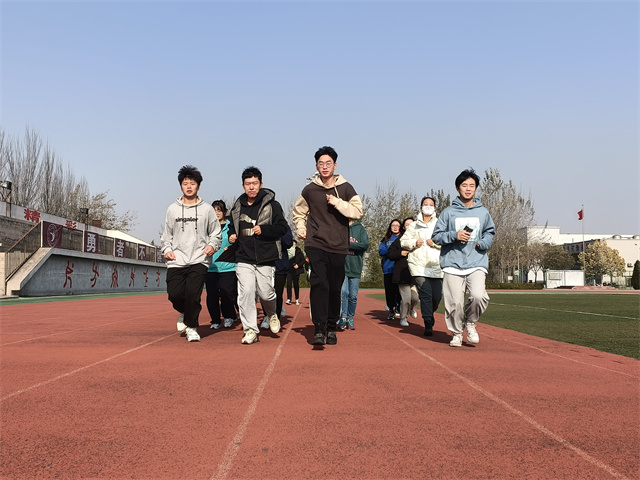 【完满班级】竞技体育 永不言弃——淬炼·国际商学院会计2102班完满班级活动