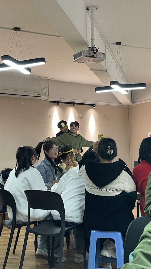 【完满班级】金秋十月 以球会友——智能工程学院电子2101班完满班级活动