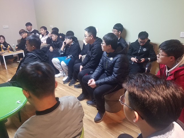 【完满班级】维权意识 安全生活 ——网工1801班安全知识讲座