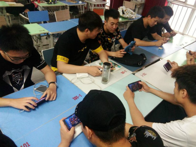 【完满班级】青春激战 永不散场——艺术传媒学院环境设计1702班举办完满班级活动