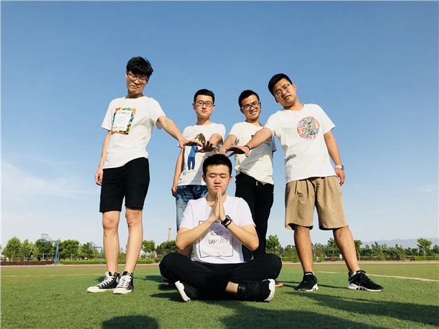 【完满班级】青春热血迎六月 梦想翱翔在此时——智能工程学院电气1401班最后一次完满班级活动之“最美毕业照”