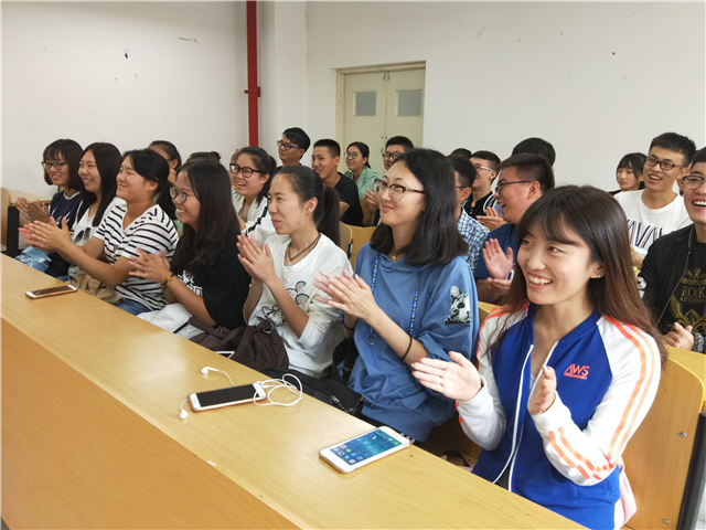 【完满班级】我和小刚有个约会——淬炼商学院“艺”动青春主题活动(十八)