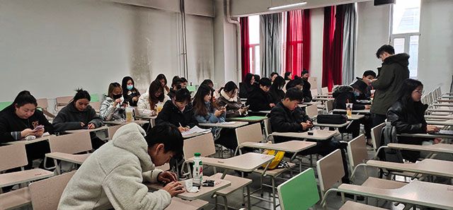 【完满班级】狭路相逢 谁与争锋——艺术传媒学院2020级视觉2007班竞技类五子棋活动