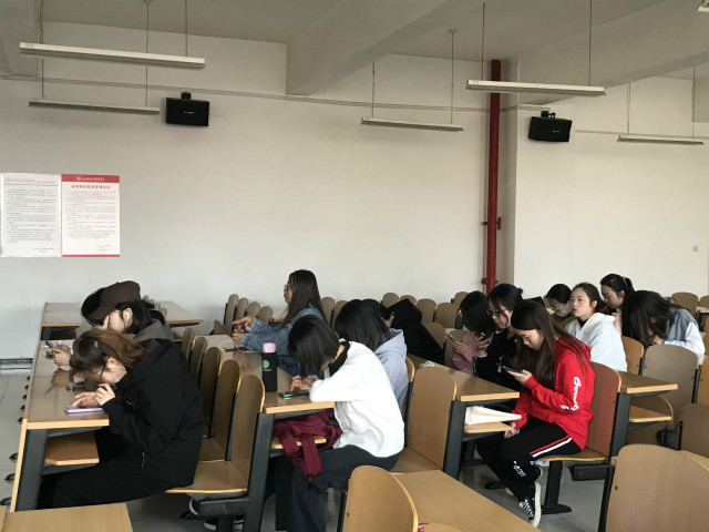 公益之行 从未停止——商务英语学院英语1904班、英语1905班、经贸1902班完满班级活动