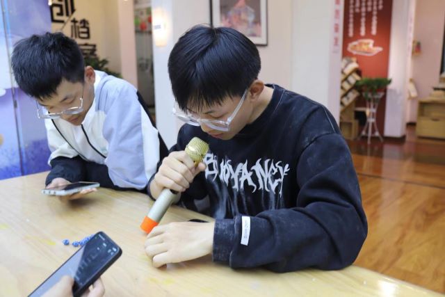 歌韵挥洒 乐悦在猜——大数据学院、信息工程学院“歌以潇声 曲以徊乐”我是猜歌王活动
