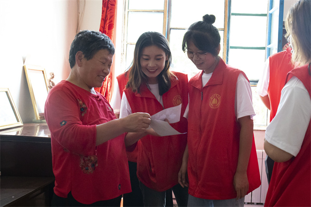 【三下乡】青春的「镜头」 296名师生在乡村沃土诠释别样青春