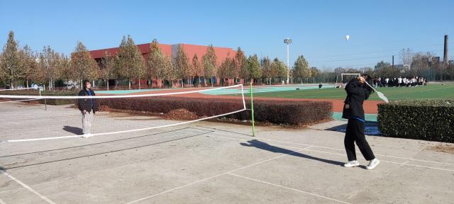 【完满班级】激情羽毛球 快乐好心情——大数据学院、信息工程学院计科2102班完满班级活动