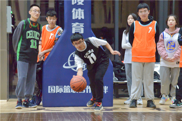 【青马工程】8号晃过时间 24号守住岁月——第十二期“青马工程”完满教育学生骨干培训计划知行班系列活动“8&24号的意义”篮球主题活动顺利举办