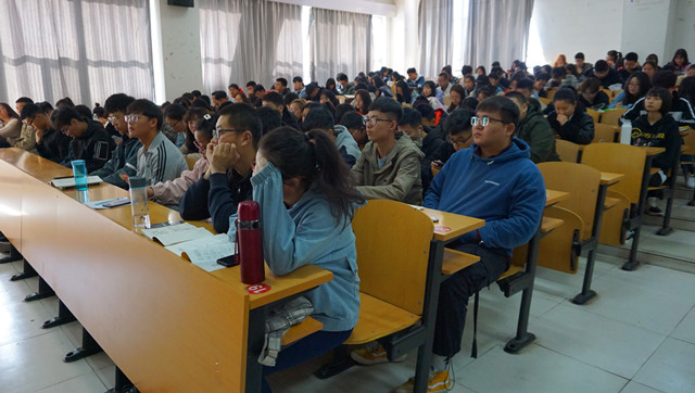 【辅导员说完满】2019地球一小时 约你一起“与自然共生”——大数据学院、信息工程学院开展辅导员说完满活动